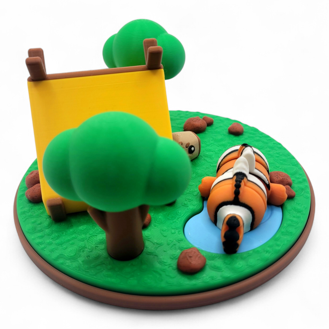 Capybara Diorama, Desk Toy, Animal Collectible, Gift for Animal Lovers